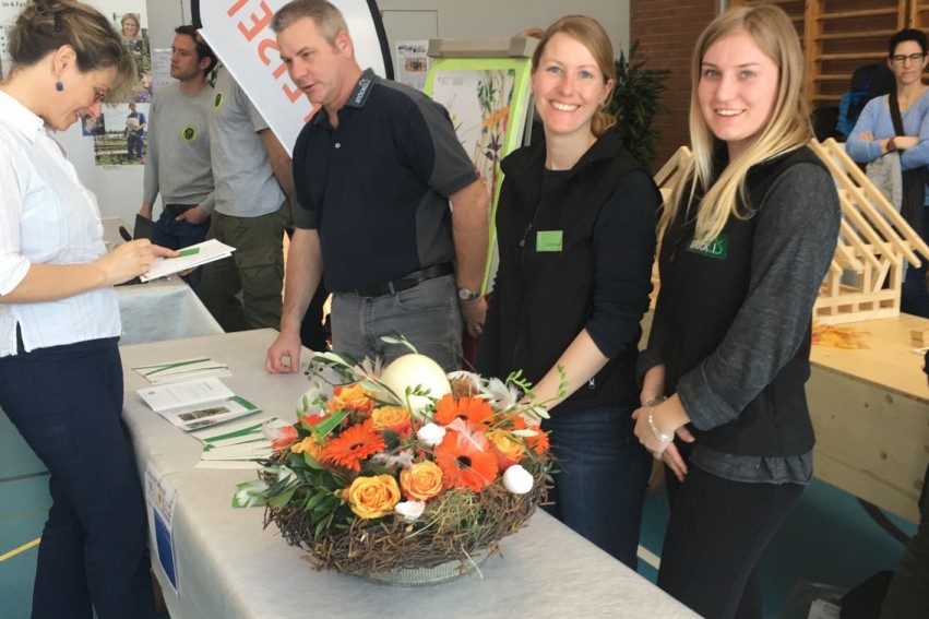 Schule trifft Wirtschaft – Tischmesse 2018