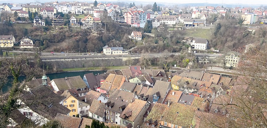 Kein Stau belastet das idyllische Städtchen Laufenburg in unserem Wunsch. 